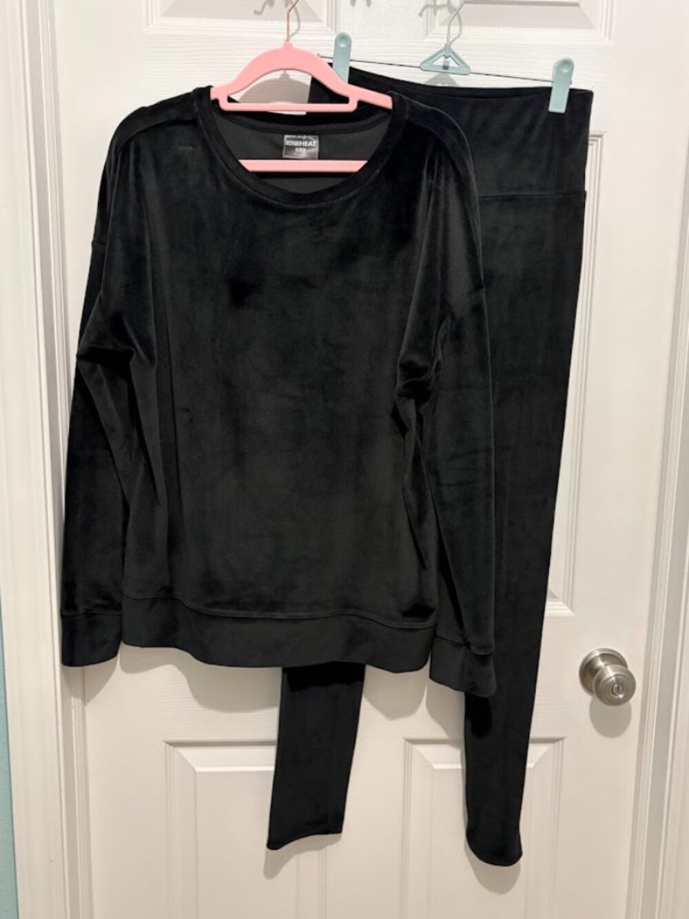 32 Degrees Heat Black Velour Lounge Set – Women’s Medium